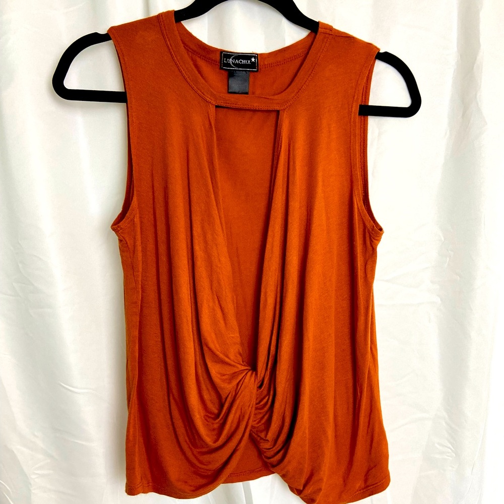 🟢3/$15 Burnt Orange Tank With Knotted Hem + Open Neckline, Size S